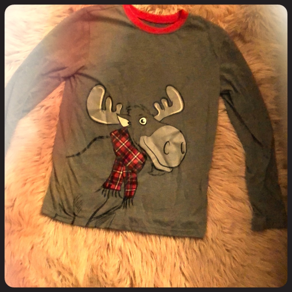 Graphic long sleeve pajama shirt